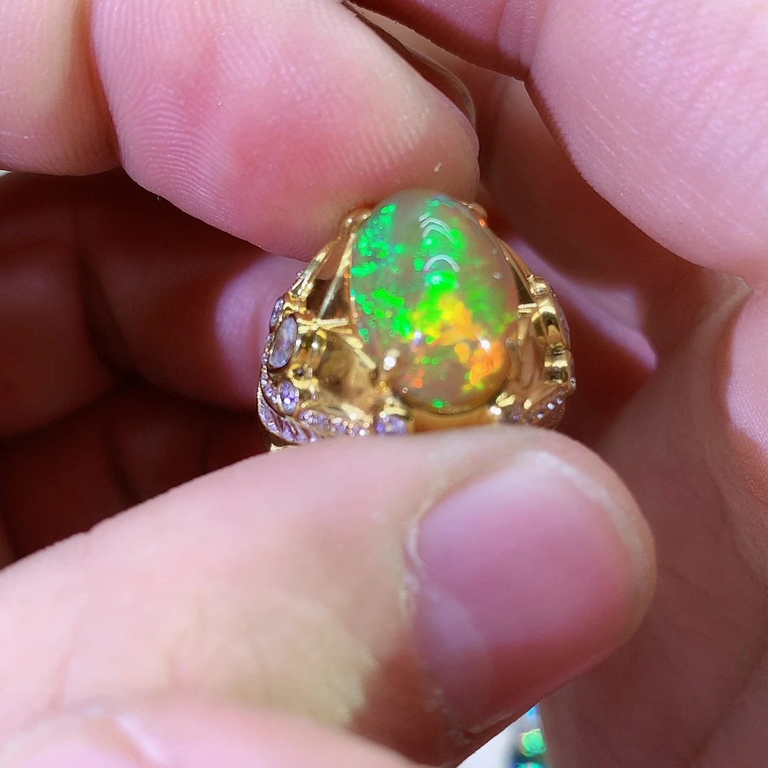 欧泊戒指9K金镶嵌戒指