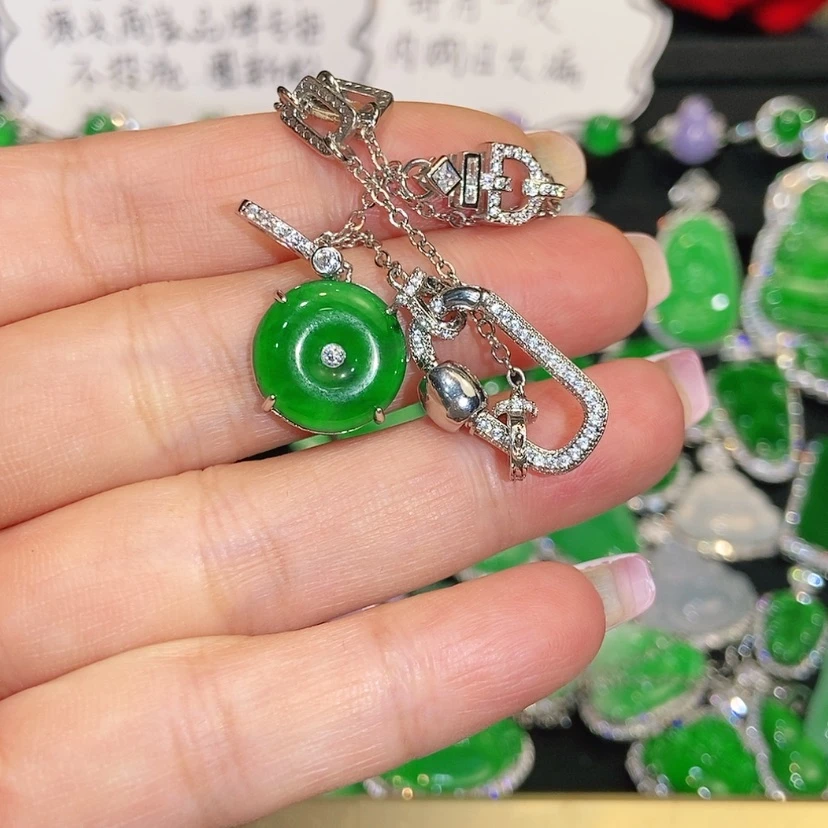 【闪购商品】颈饰未镶嵌翡翠夏***虫天然翡翠