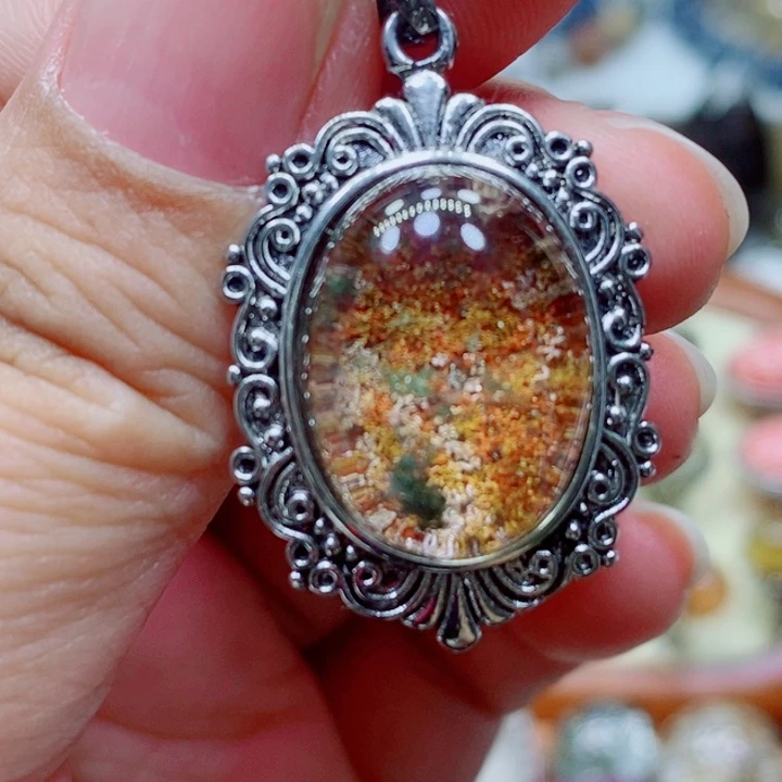 未镶嵌颈饰水晶水晶