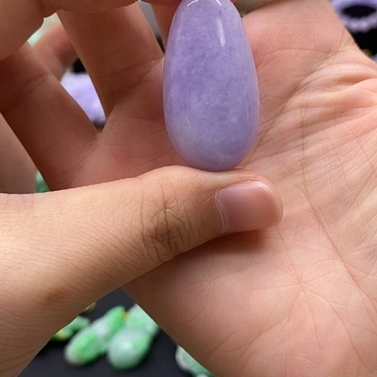 翡翠未镶嵌颈饰翡翠吊坠