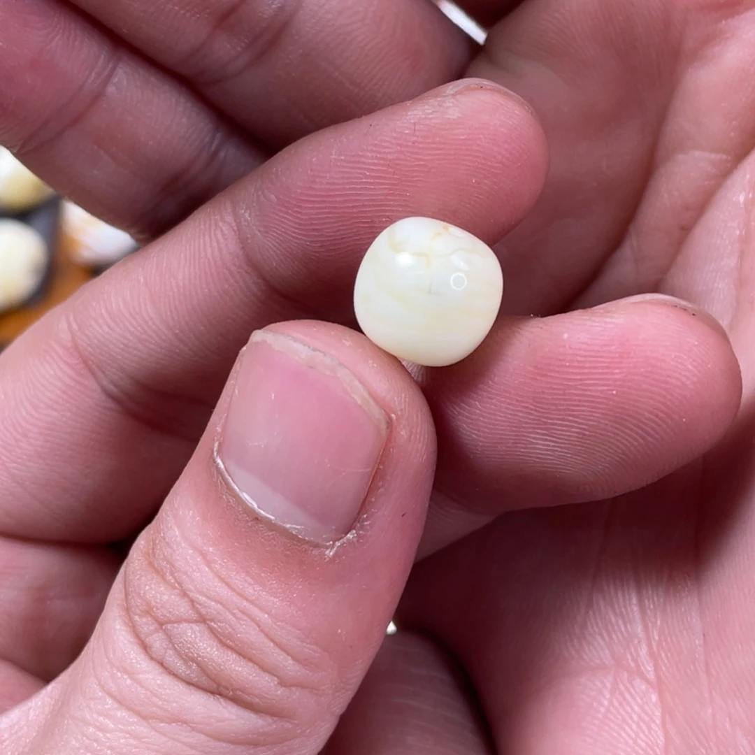 琥珀未镶嵌珠宝奇石微瑕