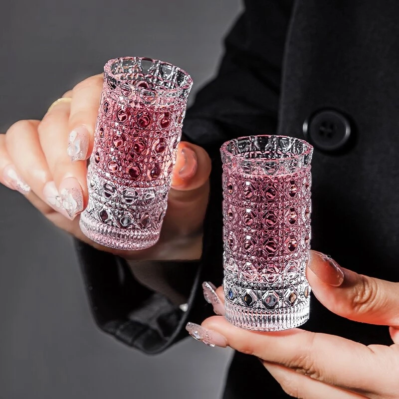 【9,9发六只】轻奢宝石纯色简约INS风锤纹杯浮雕酒直筒一口白酒酒杯