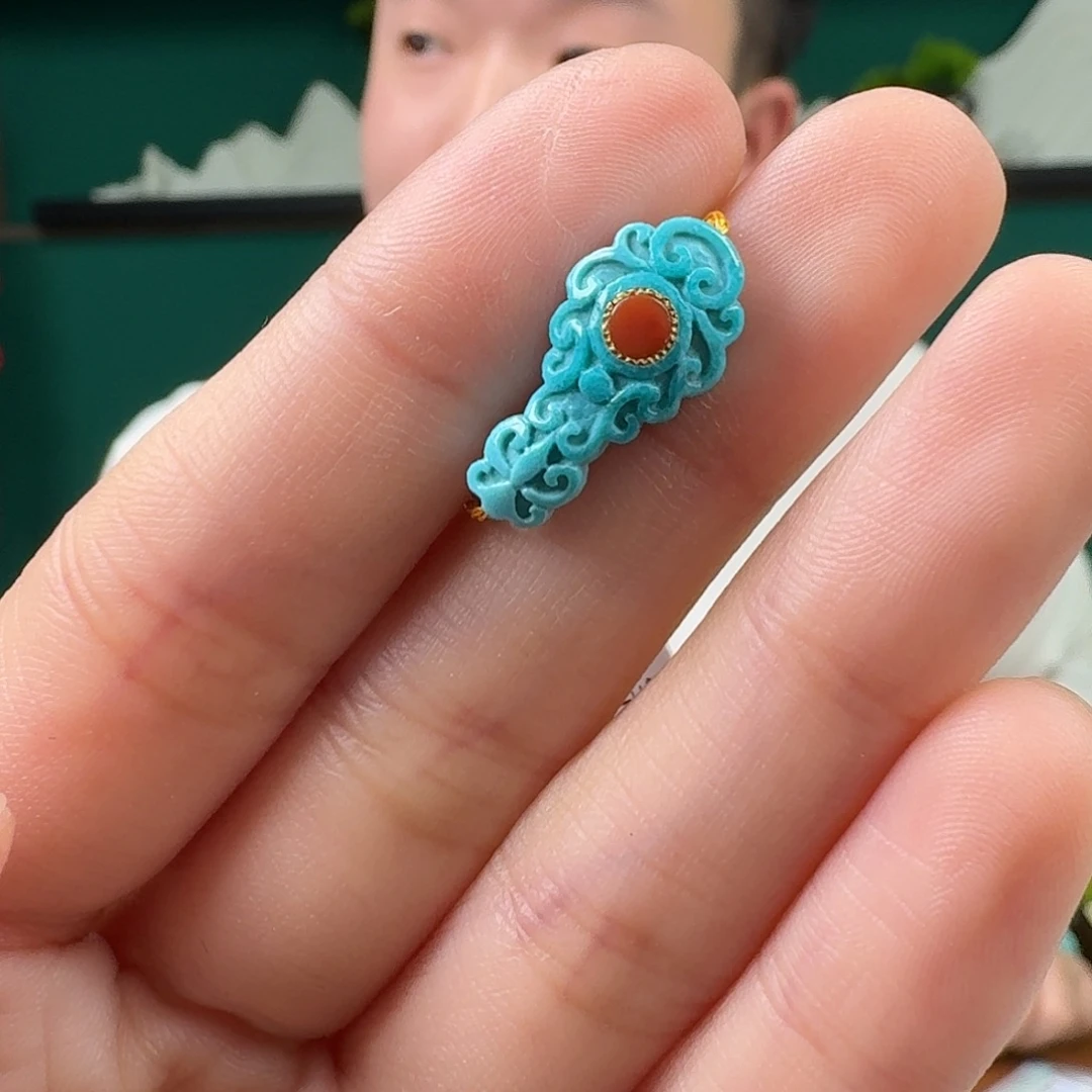 绿松石未镶嵌珠宝奇石