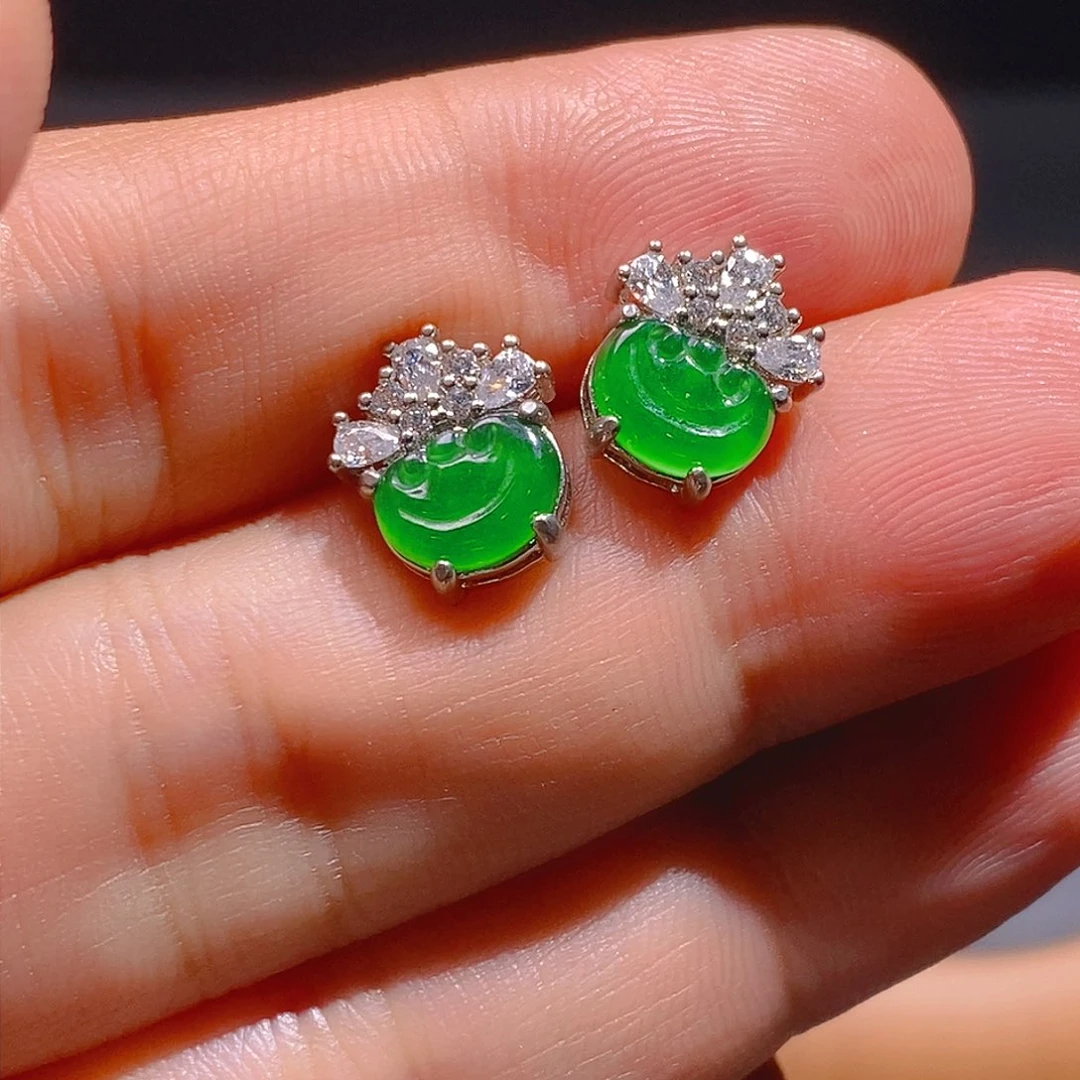 翡翠耳饰未镶嵌