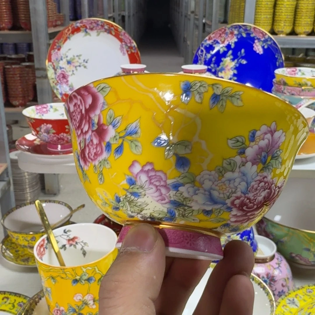 六个4.5英寸高脚碗