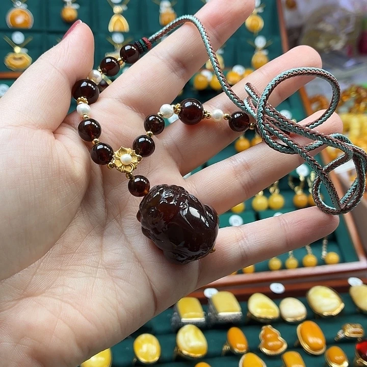 琥珀银S925镶嵌颈饰