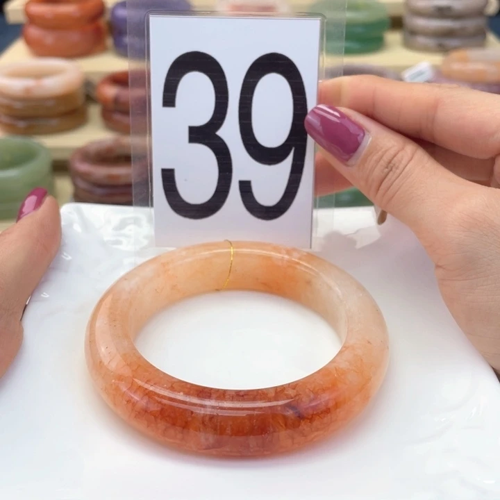 石英质玉未镶嵌手镯