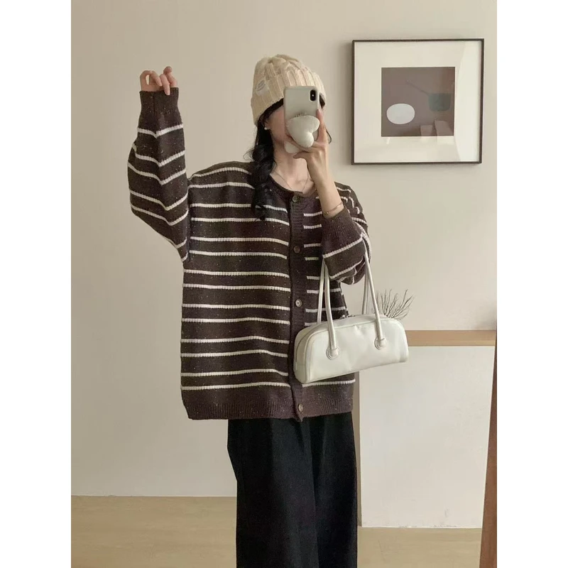 00016条纹大版时尚毛衣