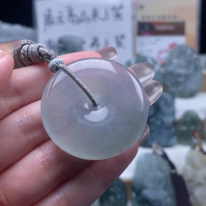 翡翠未镶嵌颈饰翡翠挂件