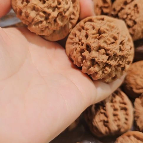 文玩核桃吊坠48管帽