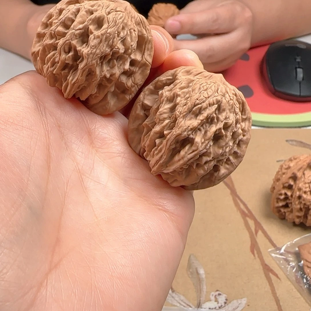 文玩核桃吊坠悠*山地虎466