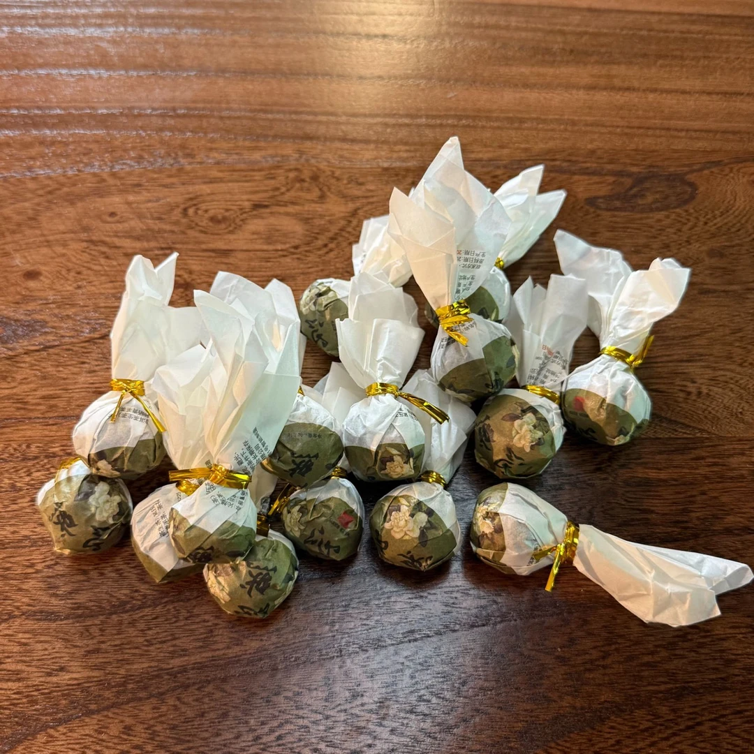 【茶臻号藏】2023年沁然花茶古树龙珠 普洱茶生茶20颗