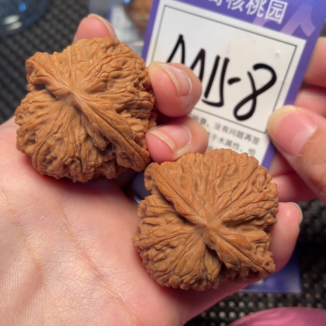 桃核把件M158号南疆石43