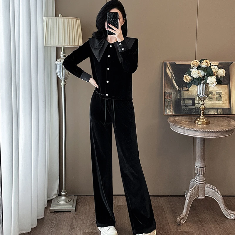 独特漂亮休闲运动套装女秋2025超火法式丝绒翻领上衣阔腿裤两件套