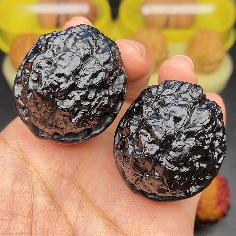 【闪购商品】文玩核桃把件40尺地闷至尊疙瘩包