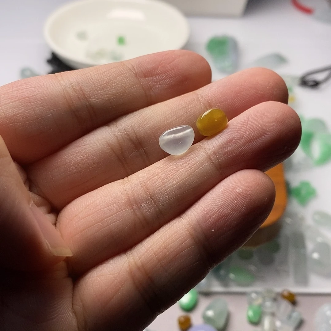 翡翠手串未镶嵌I****1天然翡翠