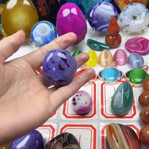 玛瑙/玉髓颈饰未镶嵌