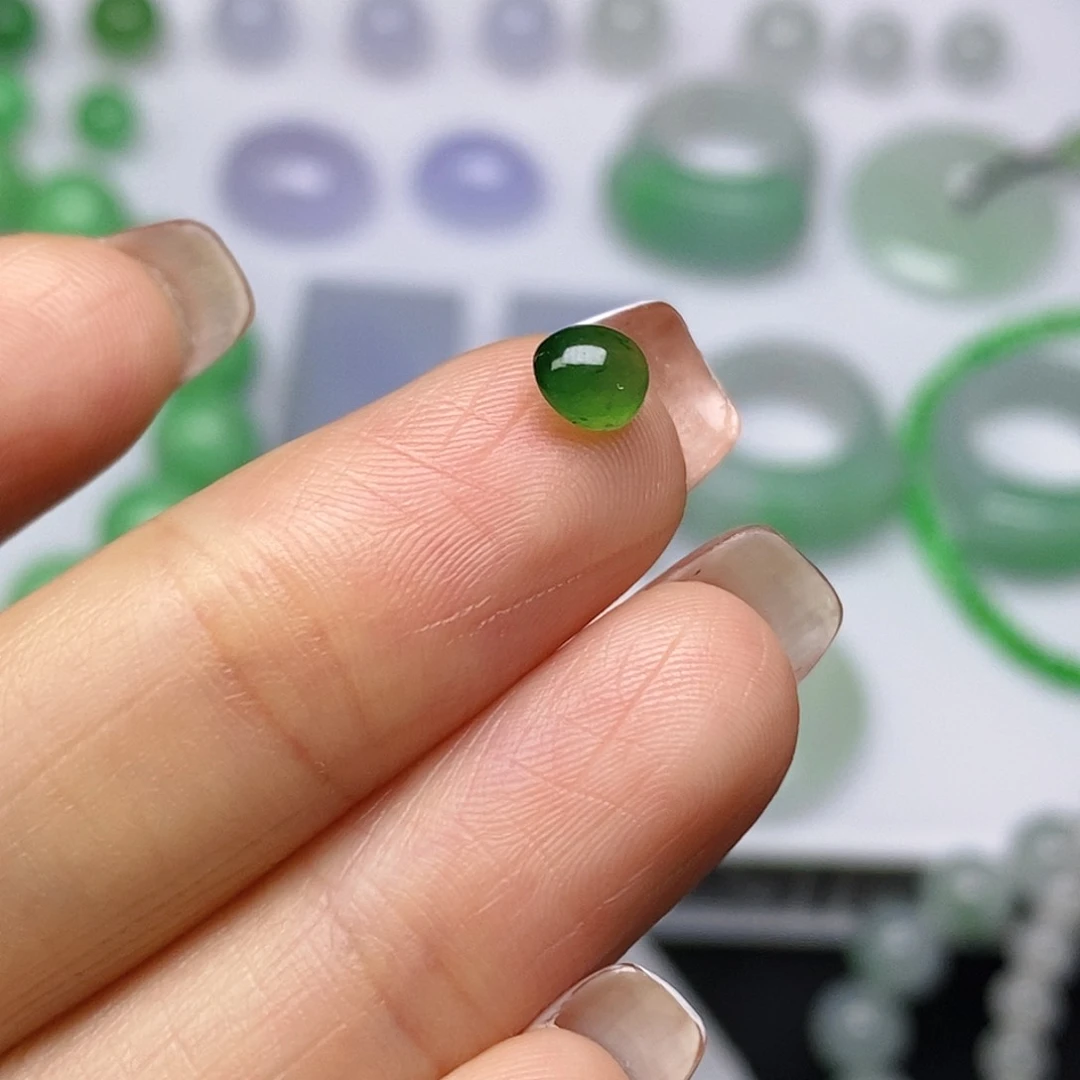 翡翠戒指未镶嵌蛋面