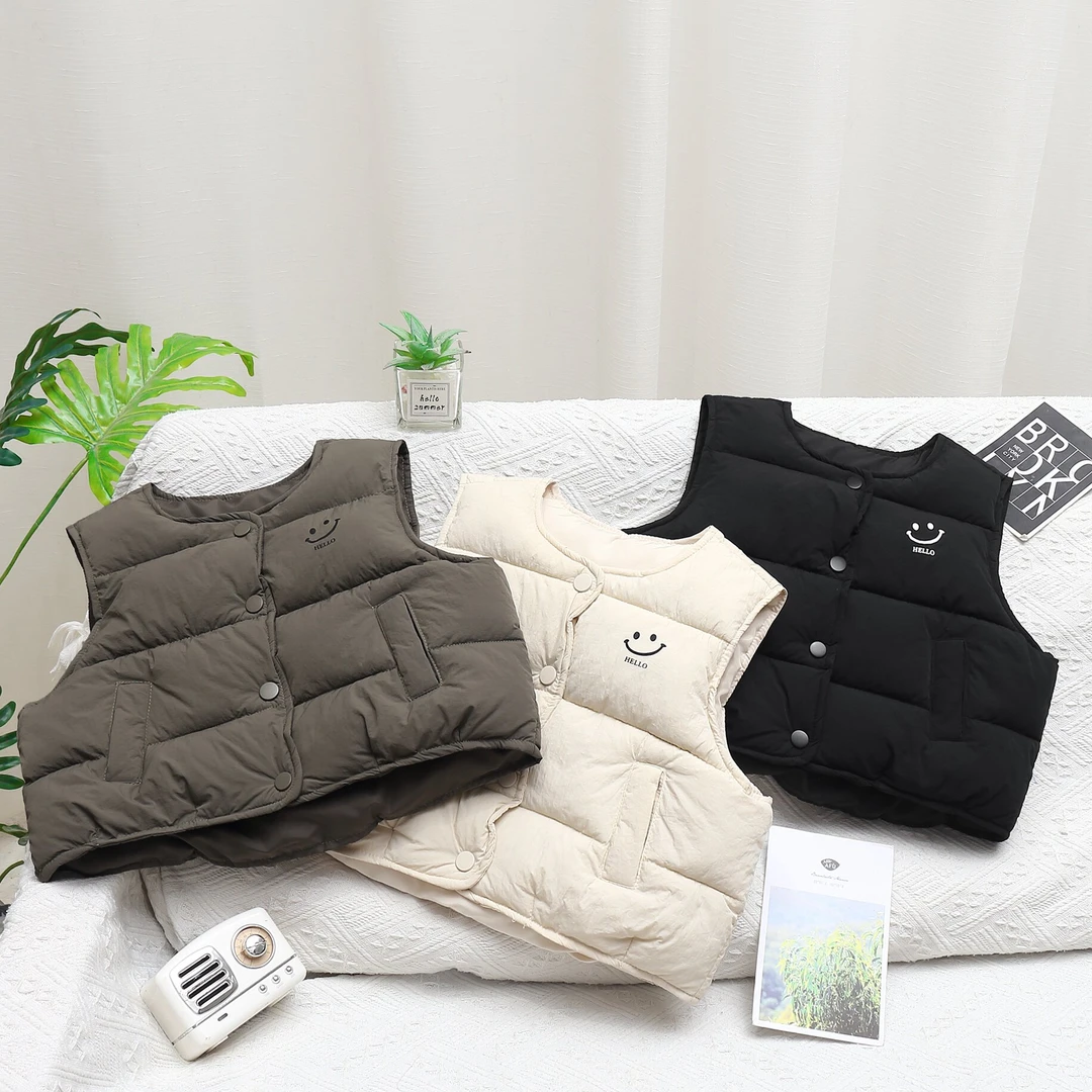 1839笑脸保暖背心马甲