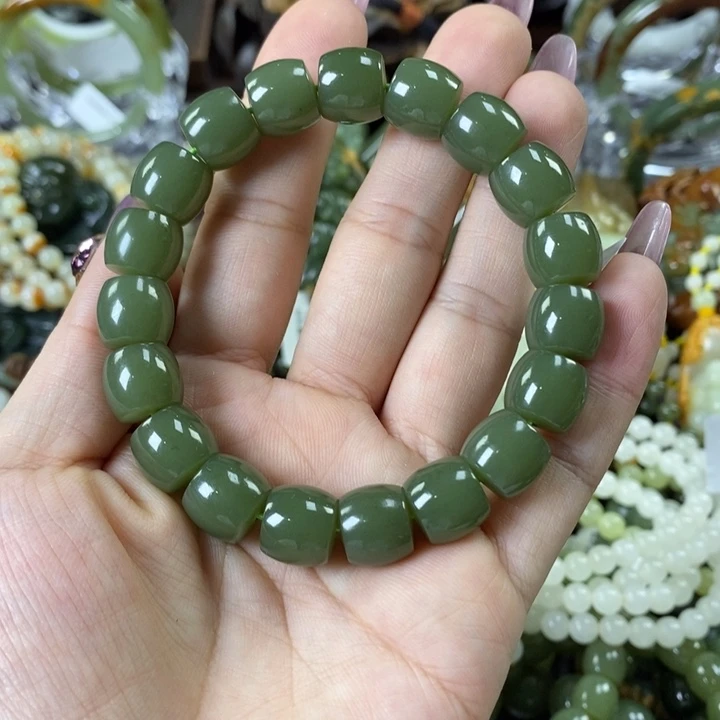 透闪石质玉手串未镶嵌大*