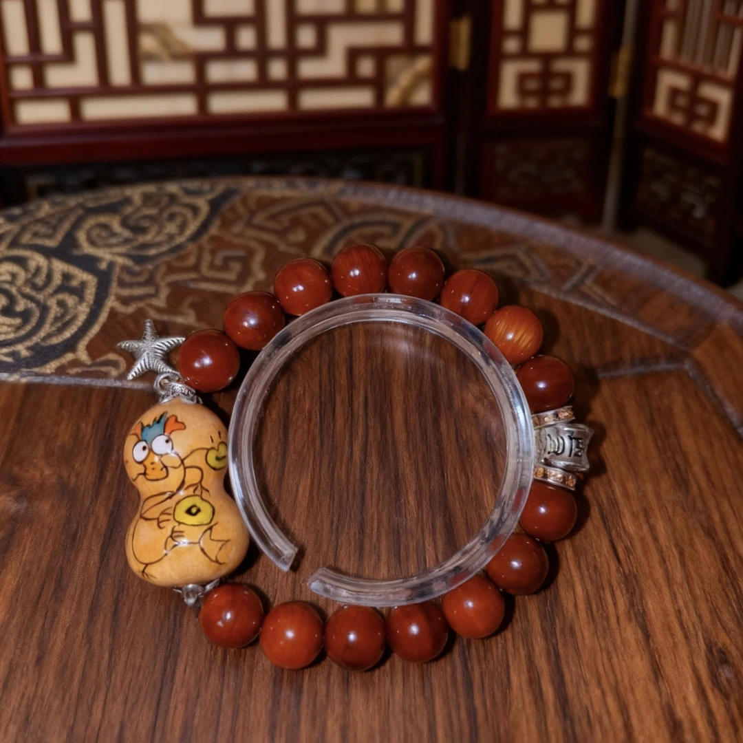 天然草里金葫芦搭配木质手串刻画生肖龙