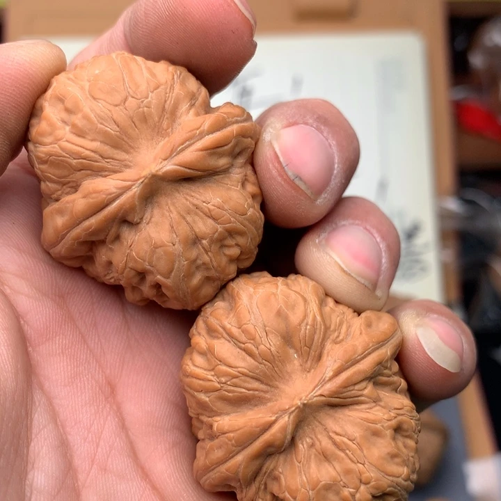 文玩核桃吊坠40全品元宝