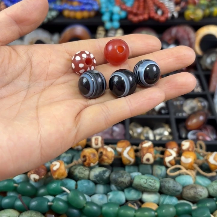 你***爷玛瑙/玉髓未镶嵌颈饰