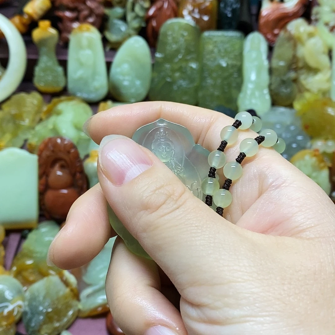 嘉***兴岫玉未镶嵌吊坠(赠链)