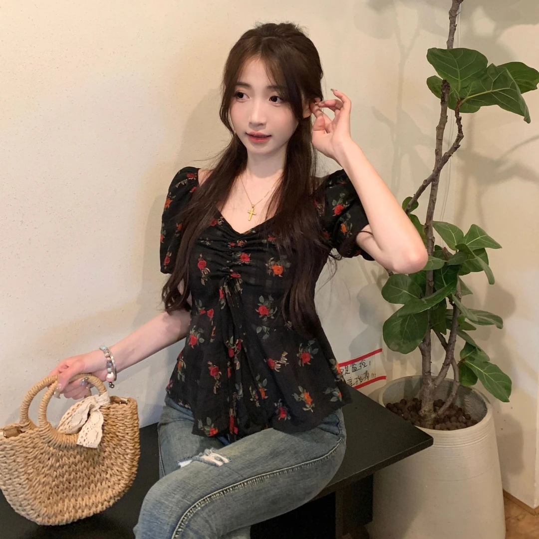 法式复古洋气碎花上衣女夏季新款微胖大码设计感抽绳掐腰显瘦衬衫