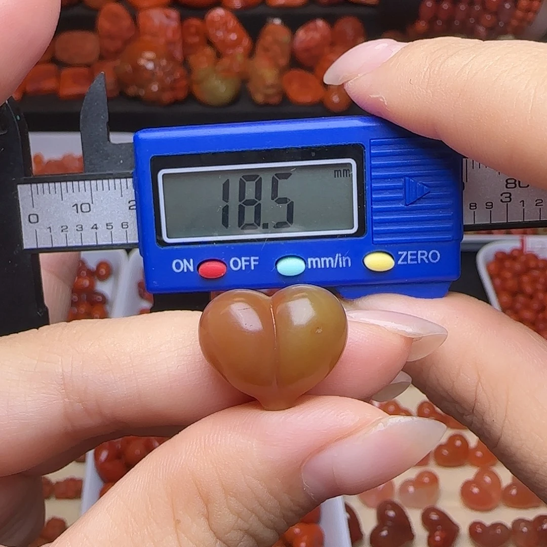 南红玛瑙未镶嵌吊坠(不含链)