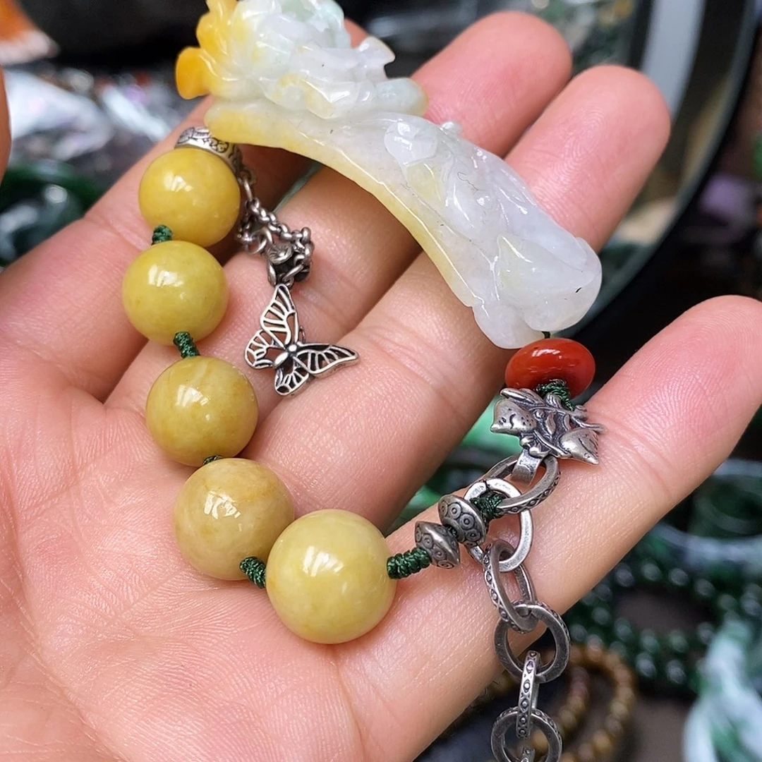 未镶嵌手链翡翠漂亮美眉