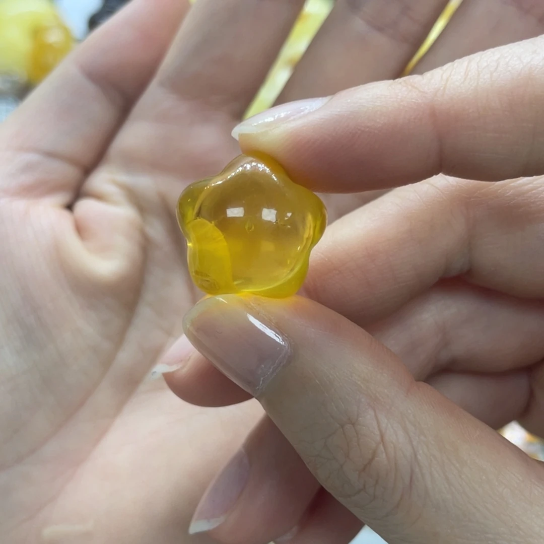 琥珀未镶嵌裸石天然琥珀