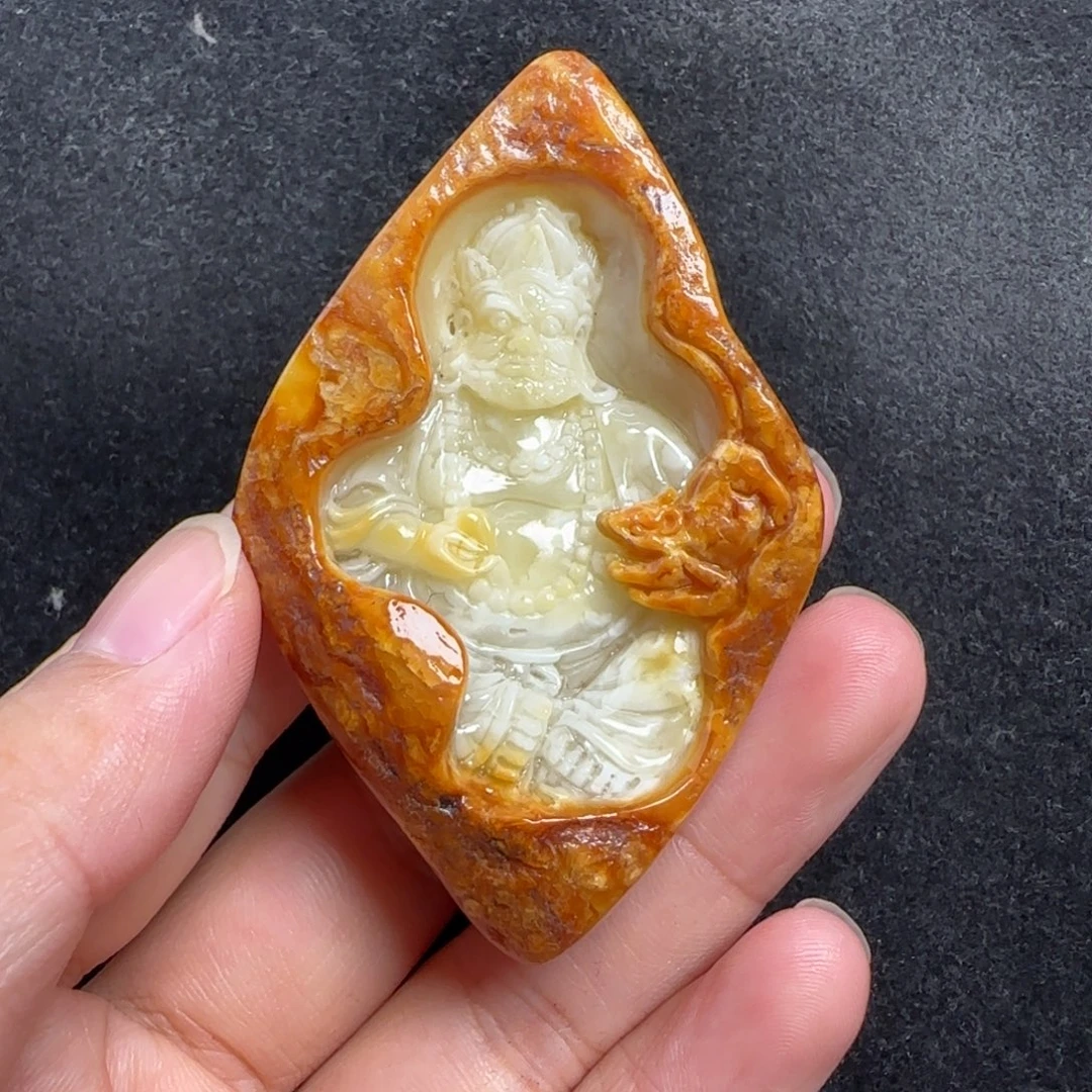 蜜蜡未镶嵌珠宝奇石