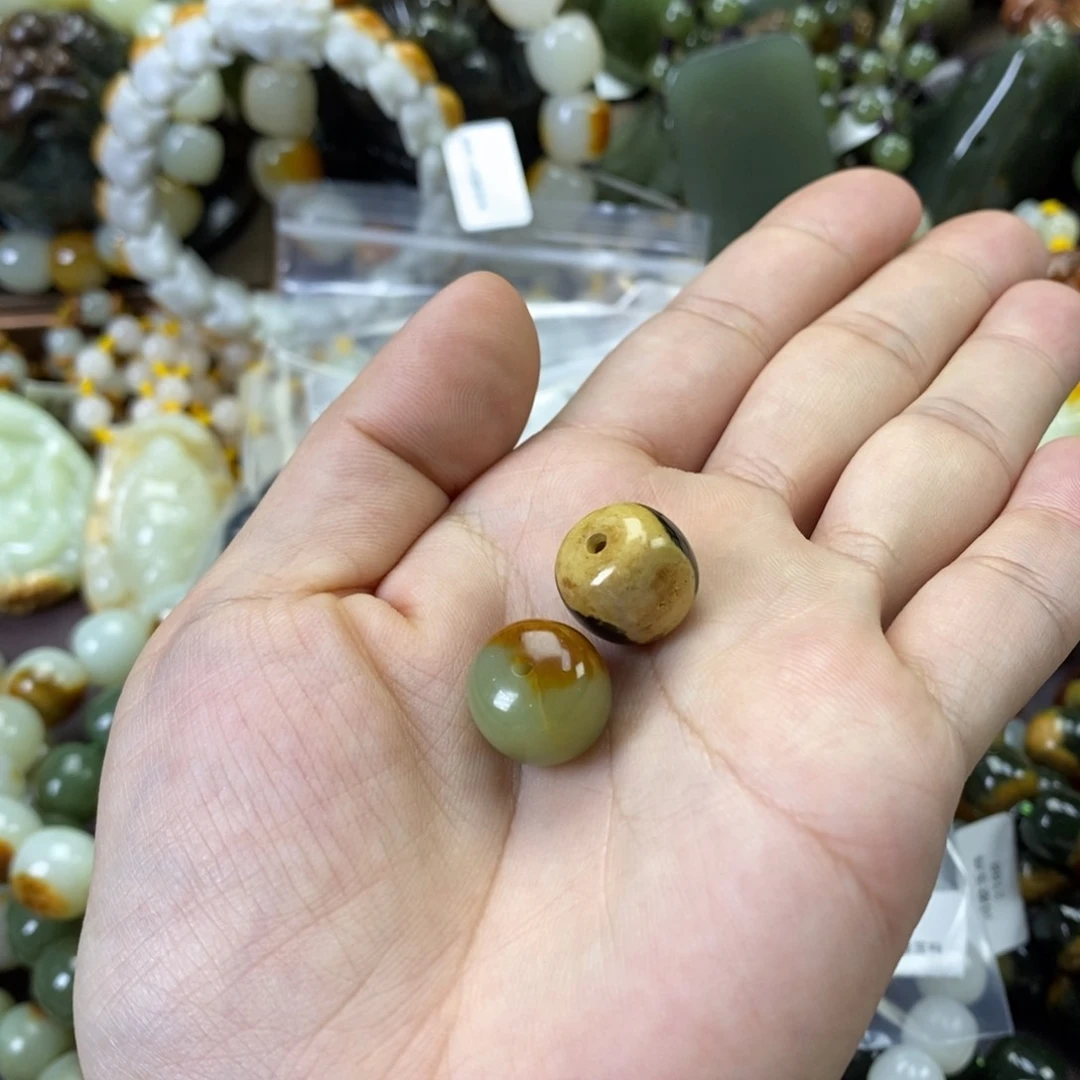 未镶嵌手串透闪石质玉德****1珠子