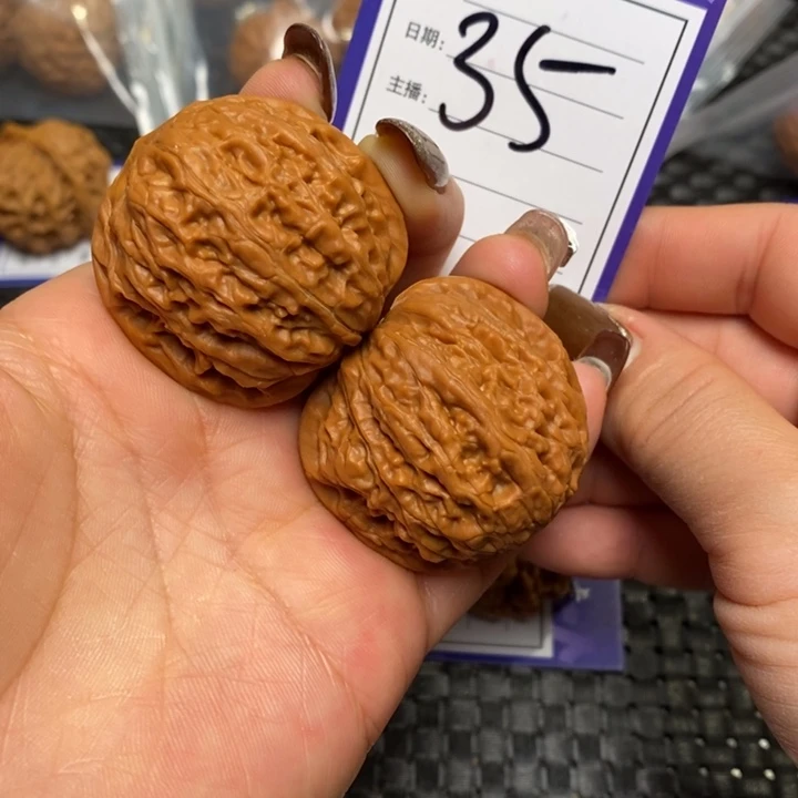 文玩核桃把件35铁锤40
