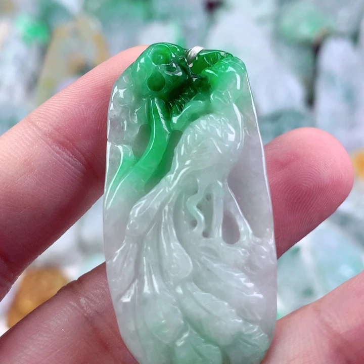 翡翠未镶嵌吊坠(不含链)