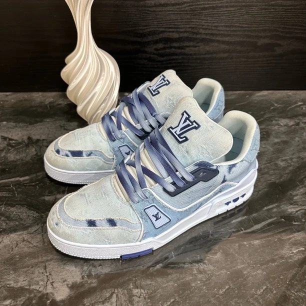 99新 LouisVuitton/路易威登 43.5码/新款牛仔扎染Trainer板鞋