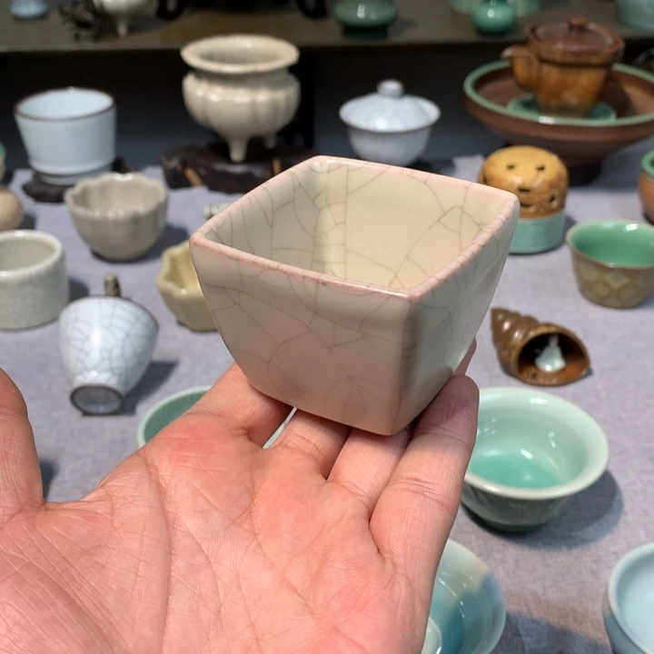 龙泉青瓷手工四方