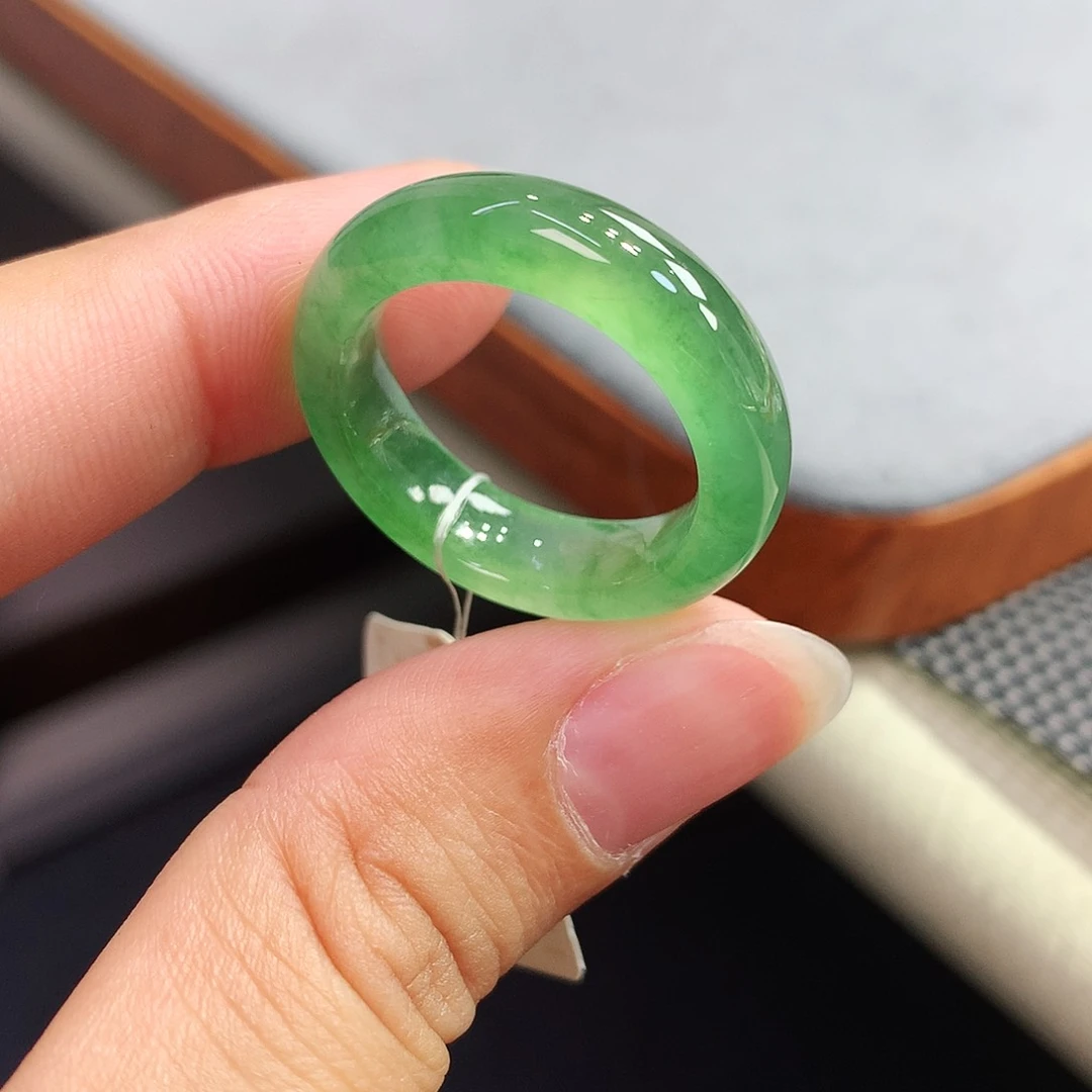 翡翠戒指未镶嵌缅甸A货翡翠戒指19号