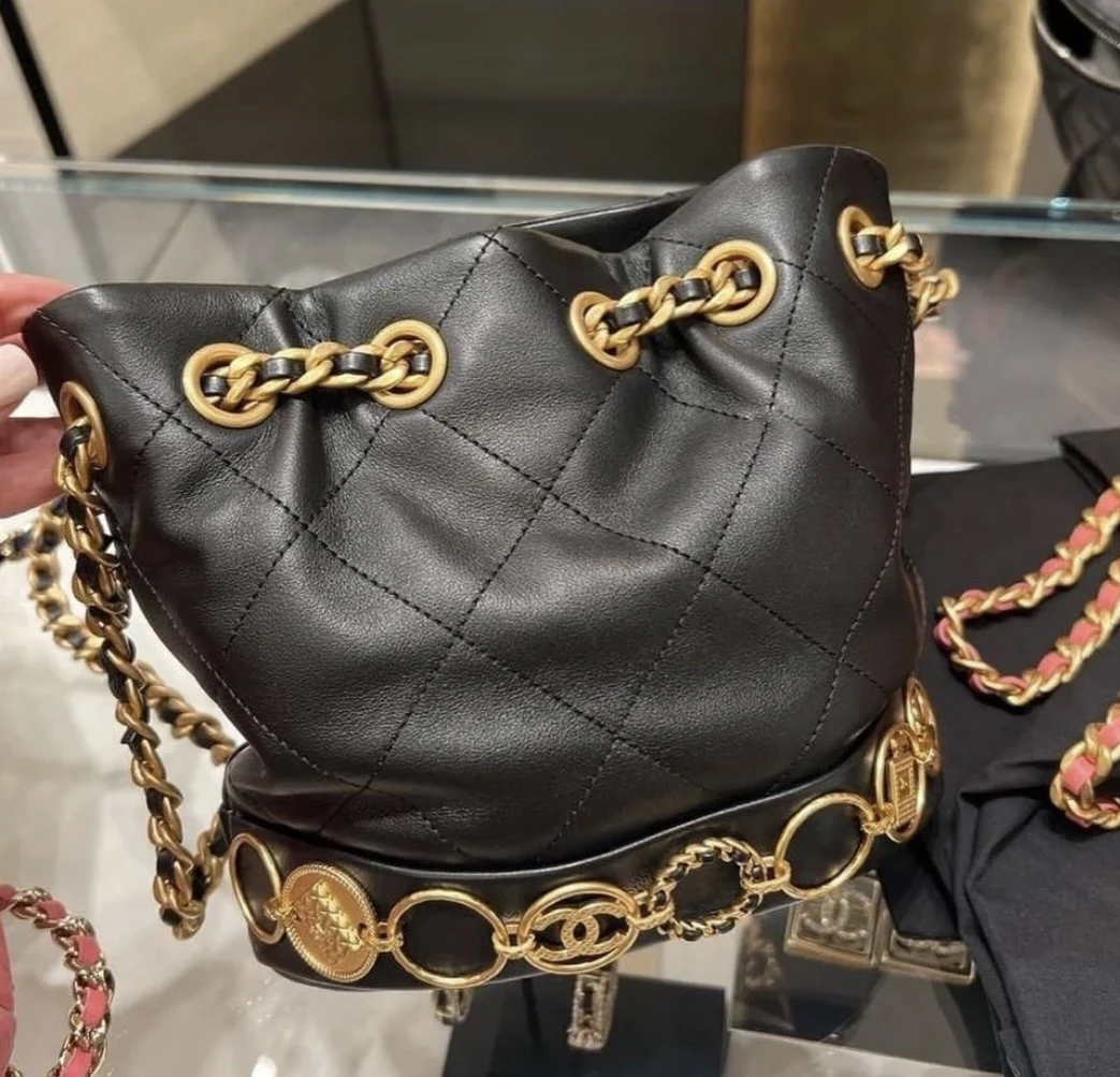 95新 Chanel/香奈儿 98新 奢总管/23b 金币水桶包/芯片