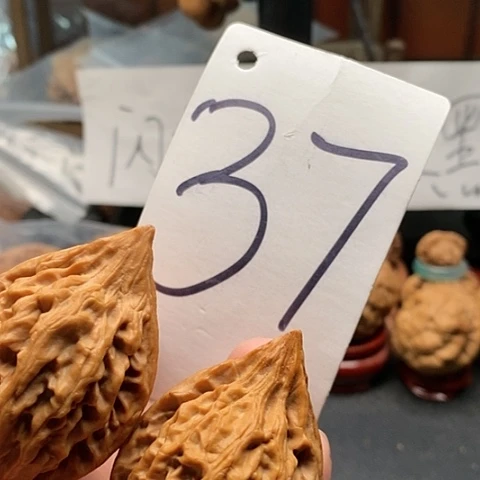 吊坠桃核37红缨枪核桃