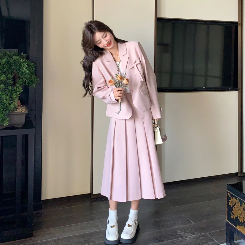 西装百褶裙套装女2025春秋新款优雅气质韩系温柔氛围感西服两件套