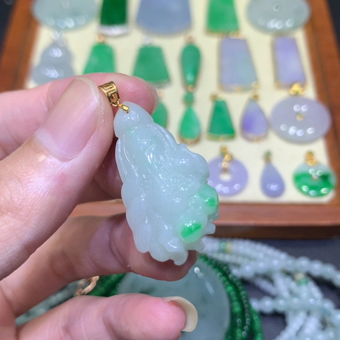 翡翠18K金镶嵌吊坠(不含链)