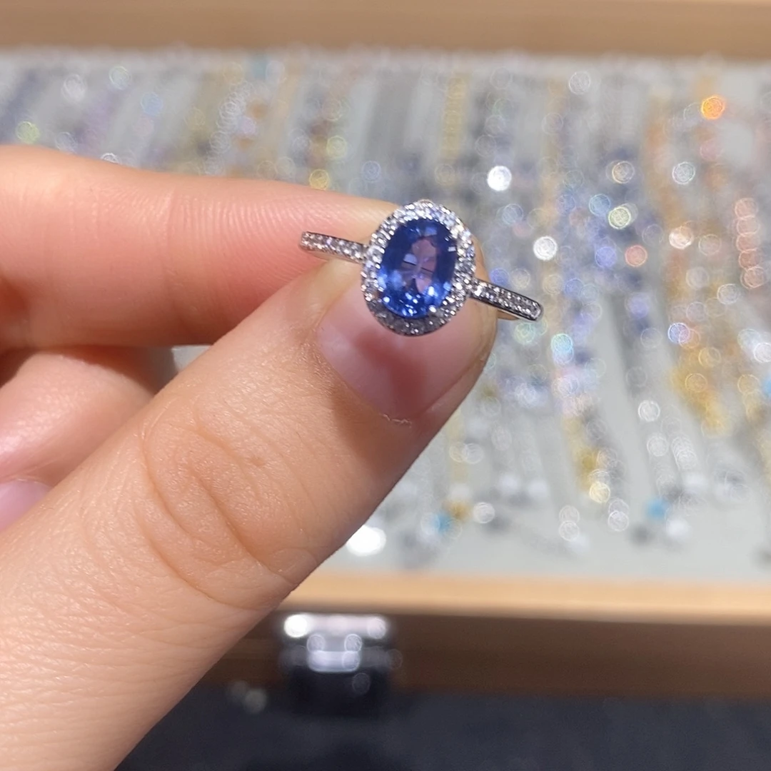 银S925镶嵌蓝宝石戒指