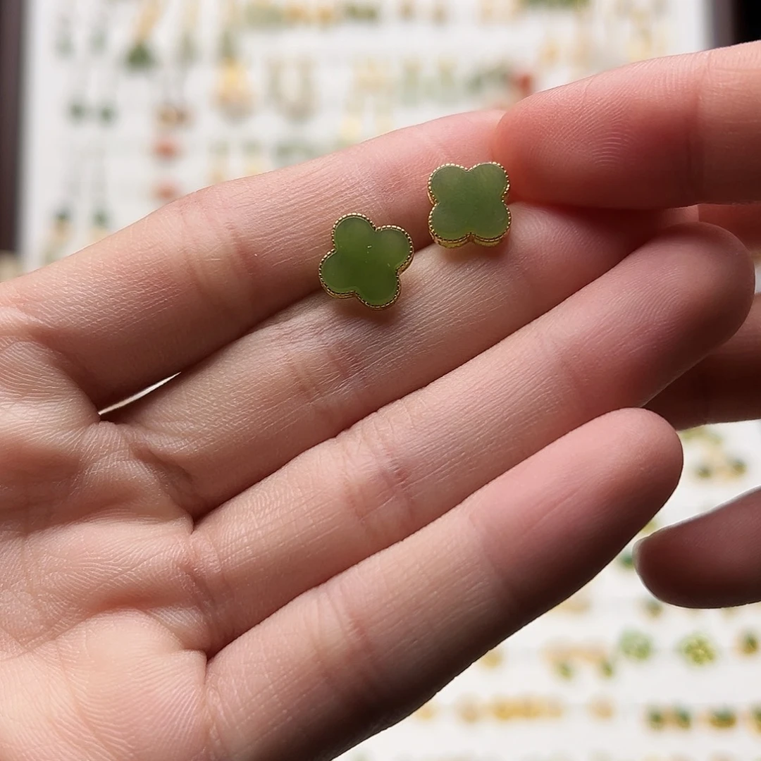 银S925镀金镶嵌和田玉耳饰