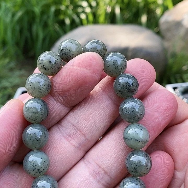 【闪购商品】未镶嵌手串和田玉12青花