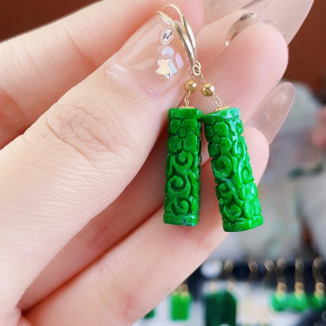 翡翠18K金镶嵌耳饰