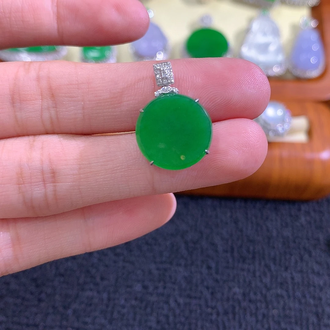 【闪购商品】翡翠18K金镶嵌吊坠(不含链)圆牌