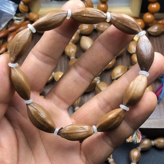 吊坠橄榄核柳叶核手串