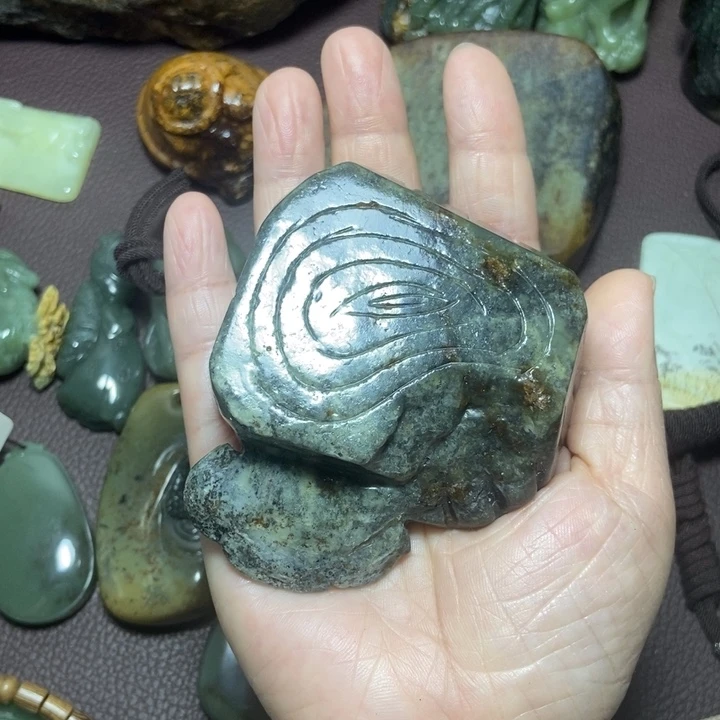 岫岩河磨玉（透闪石质玉）未镶嵌颈饰